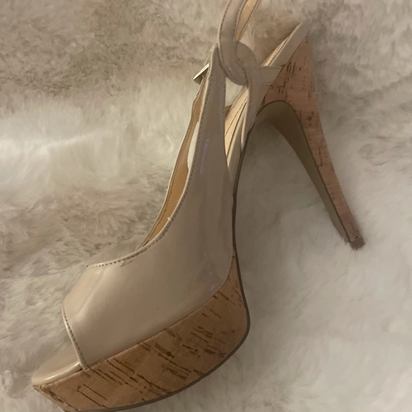 Guess open-toed cork platform stilettos size 7 - Picture 7 of 10